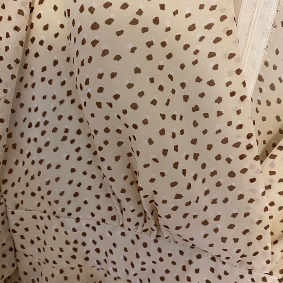 Romper - Picture 4 of 4